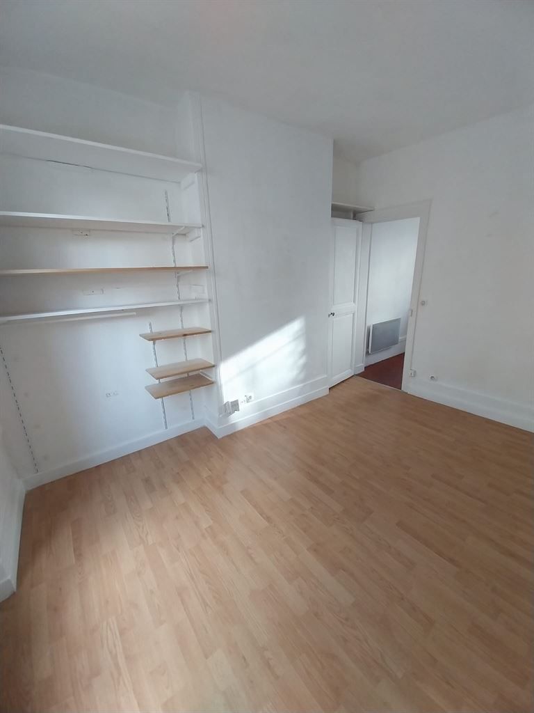 Vente Studio Paris 20 (75020) ST FARGEAU